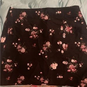 Loft outlet flower mini skirt. Size 12.